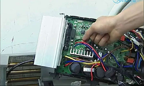 黄岛美的空调电话是多少